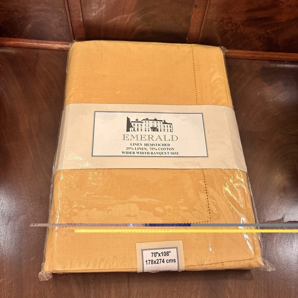 Emerald Gold Linen Cotton Hemstitched Tablecloth 70x108 Banquet Oblong New